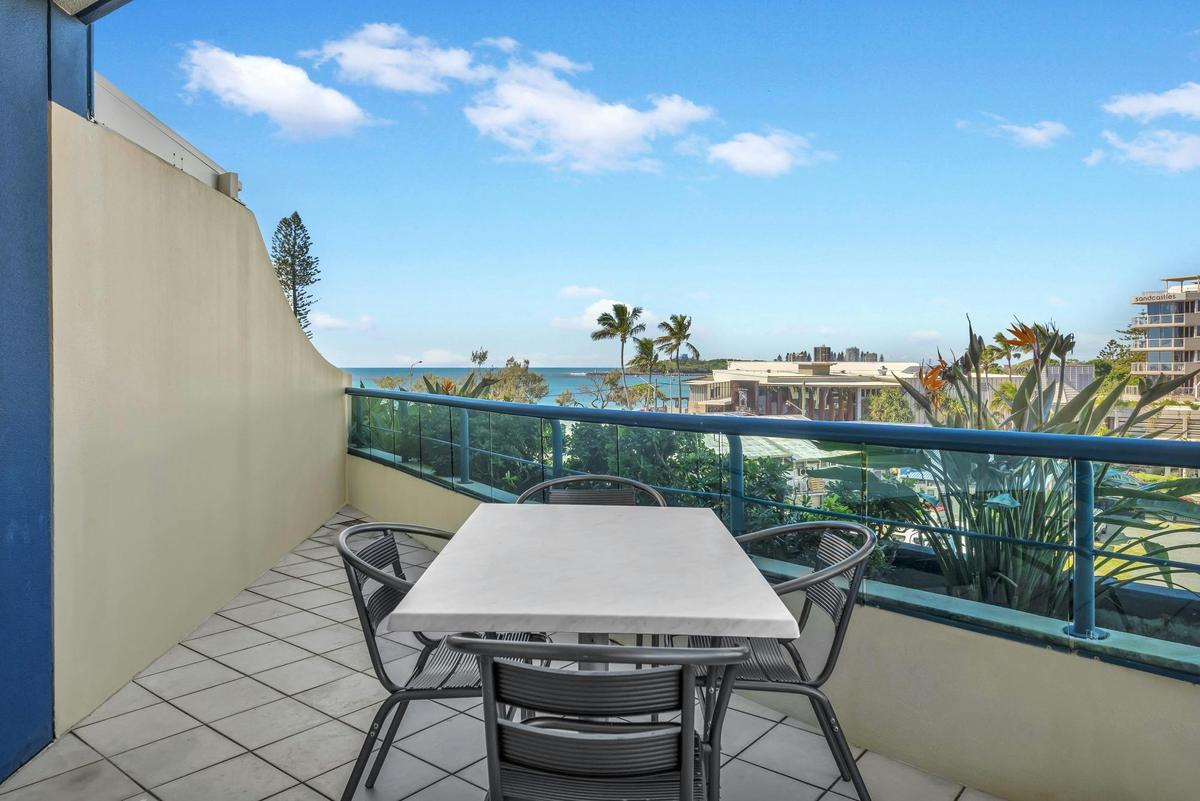 3 Bedroom Executive Low Floor