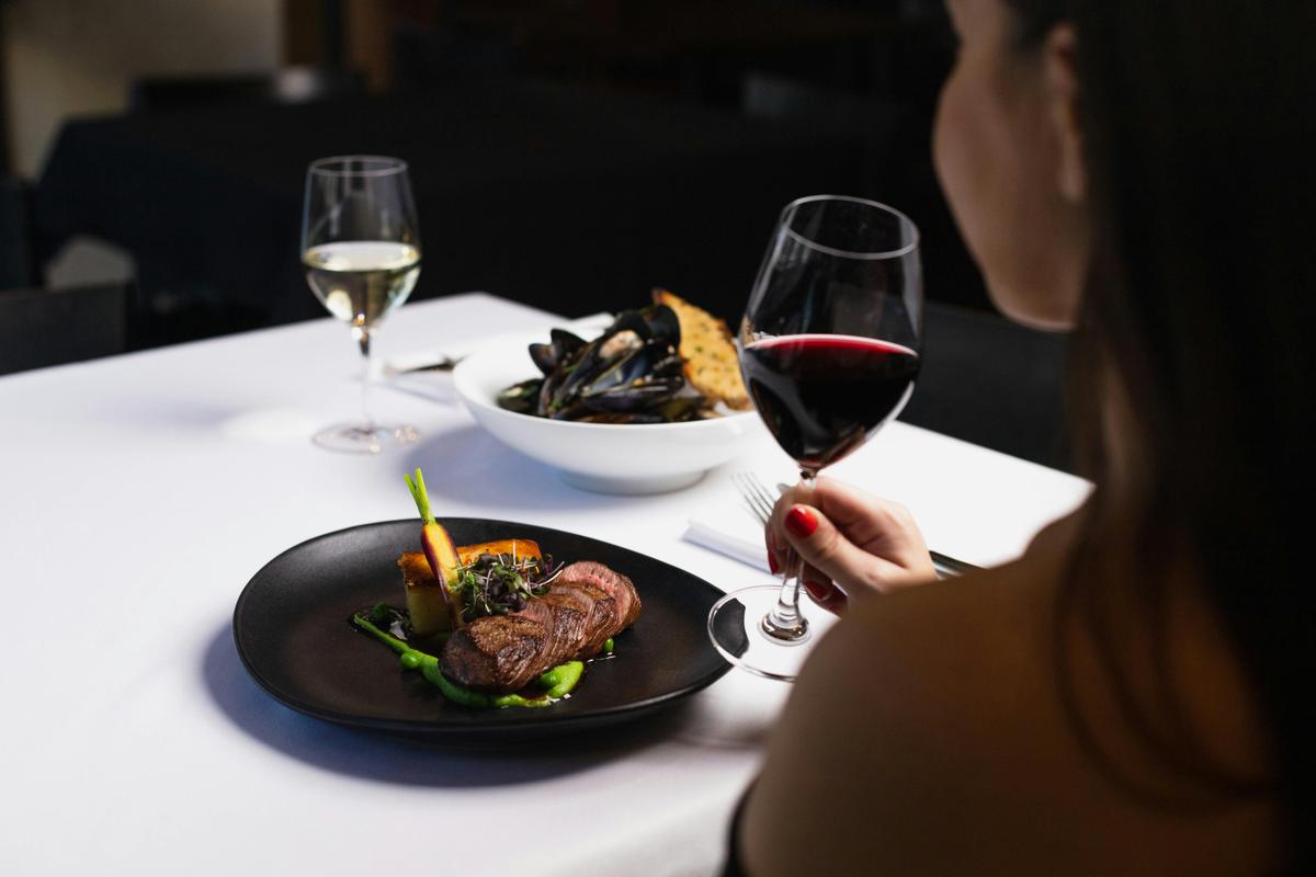 Brisbane City Dining - Lennons Restaurant & Bar -