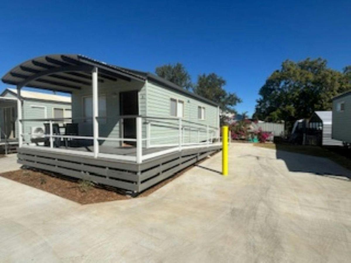 Cabin 3 Assessable Access - Queen, Bunks and Sofa