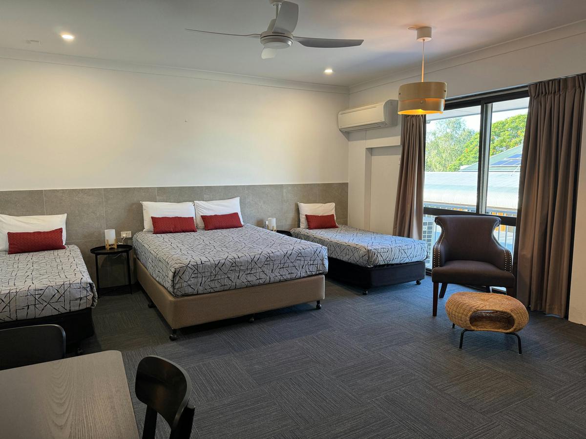 Executive Open Plan Family - Renovated