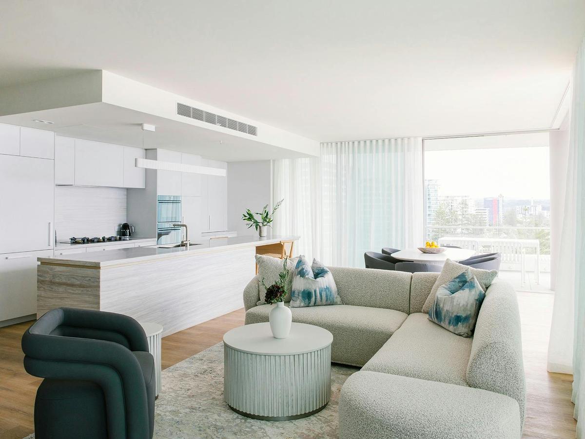 Offering expansive layouts and different configurations to suit 2 to 8 guests.