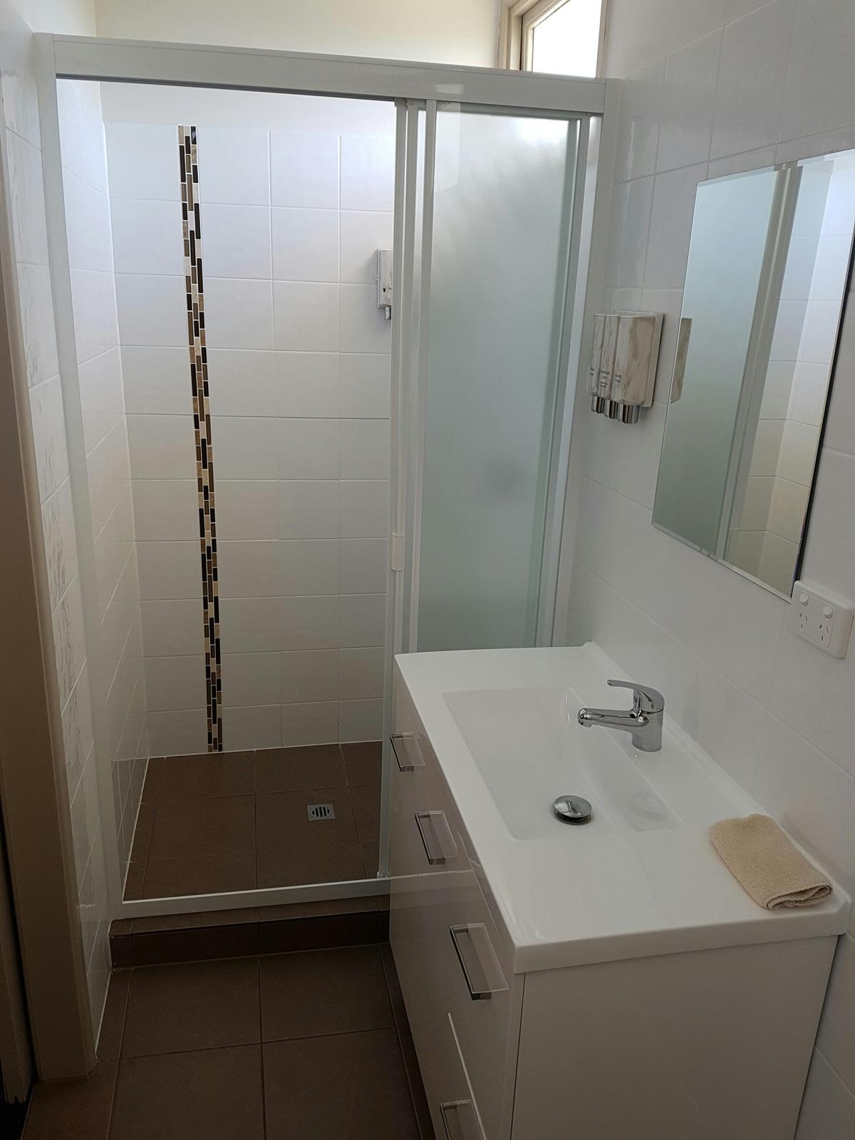 Refurbished Queen Room