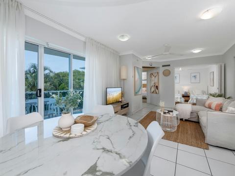 2 Bedroom Deluxe Apartment