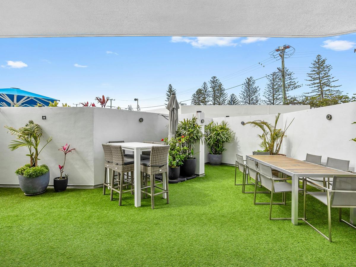 Beachside Superior Apartment