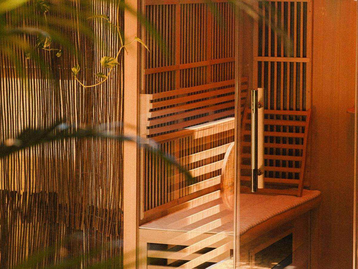 4-Person Infrared Sauna