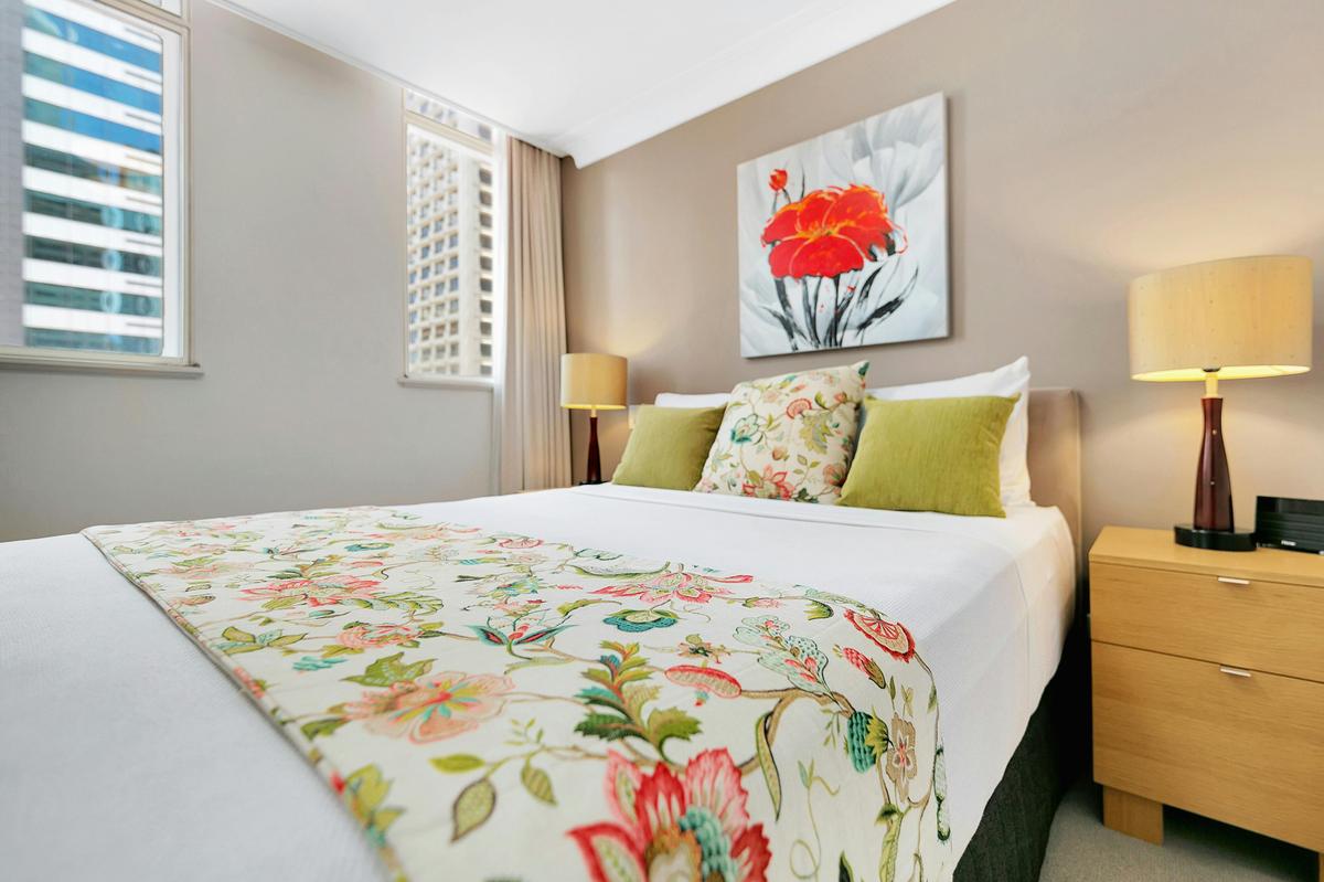 Hotel Queen Room
