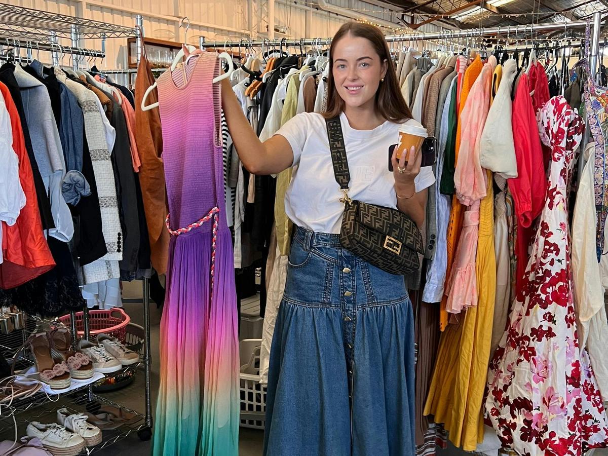 Join us as a seller at the Love Me Again Market and keep 100% of your profits.