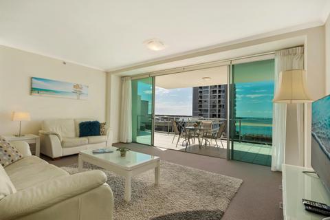 One Bedroom Apartment