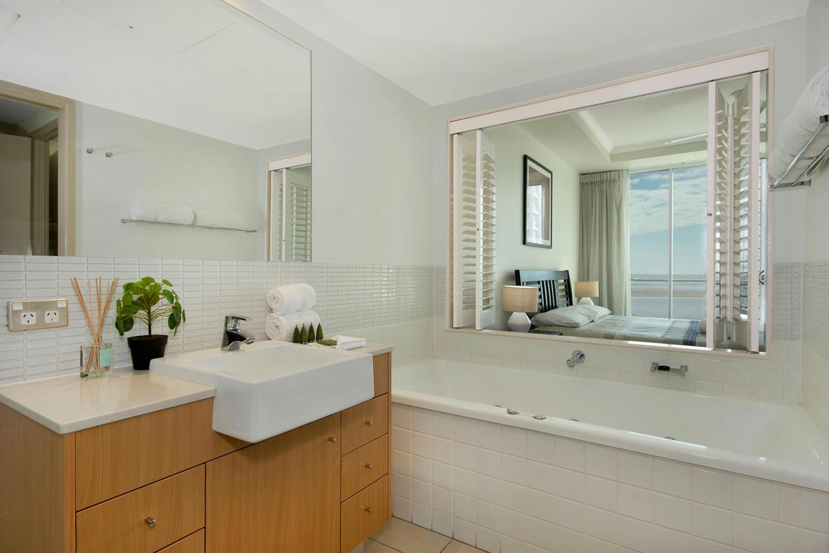 One Bedroom Apartment