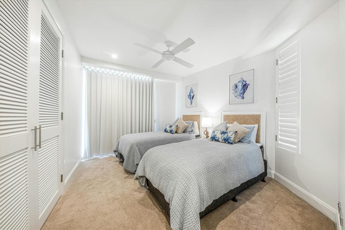 3 Bedroom Luxury Waterfront Apartment