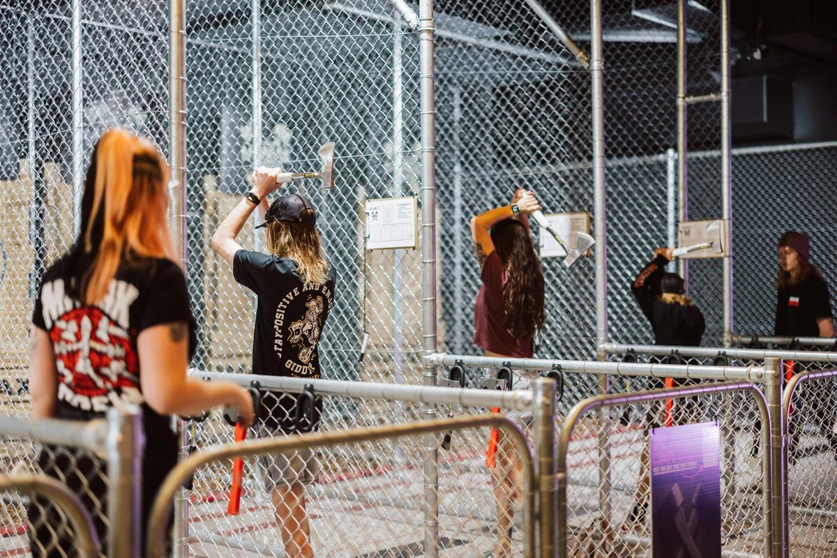 MANIAX Axe Throwing Gold Coast
