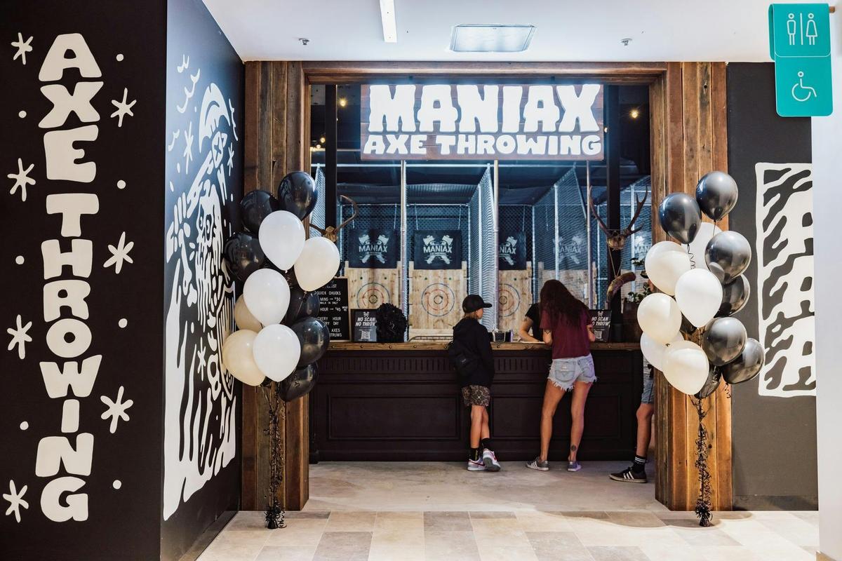 MANIAX Axe Throwing Gold Coast