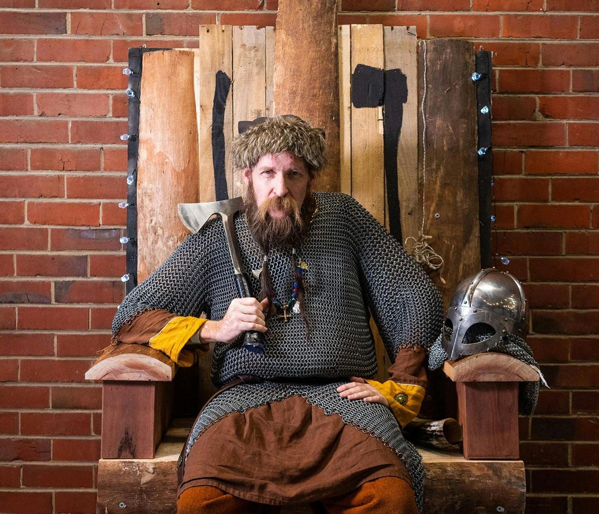 MANIAX Axe Throwing - Brisbane CBD