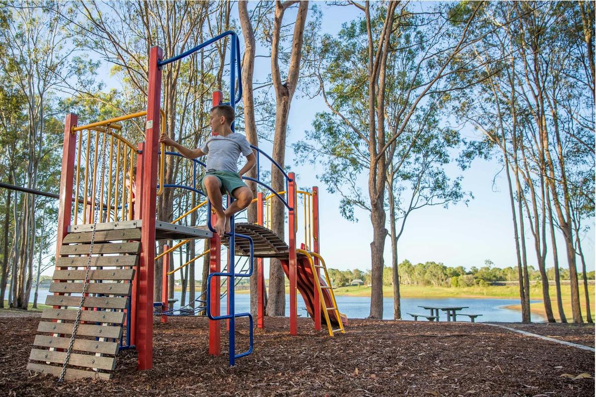 Children's playground at Bullocky Rest, Lake Samsonvale