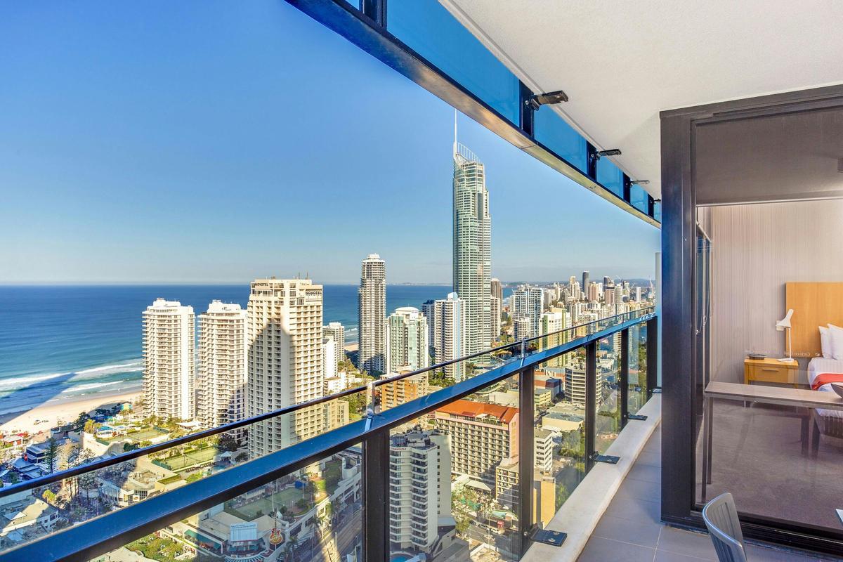 One Bedroom Ocean Spa Apartment