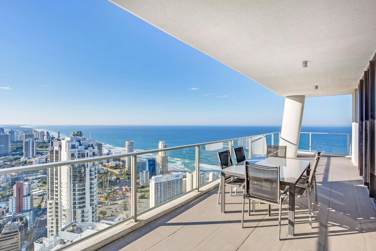Three Bedroom Spa Apartment