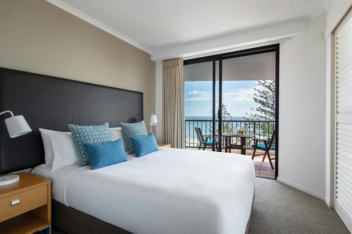 Mantra Coolangatta Beach - 1 Bedroom Apartment