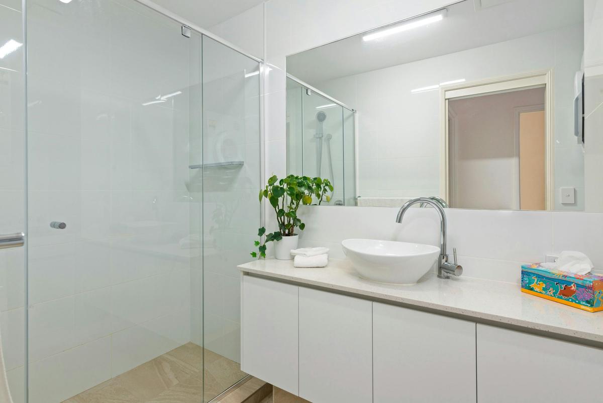 Ocean view 2 and 3 bedroom apartments with large balconies