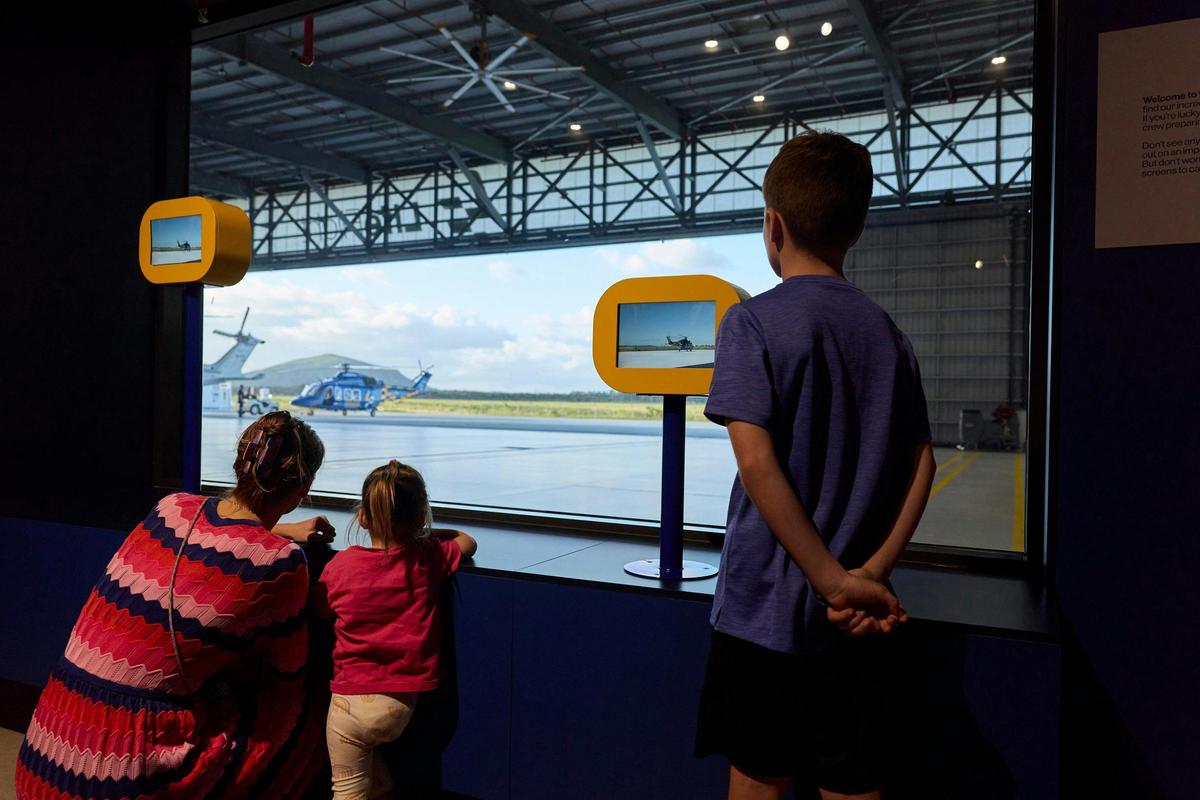 Viewing window into the hangar