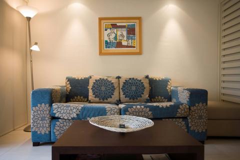 One Bedroom Deluxe Apartment