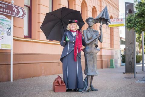 Mary Poppins Statue