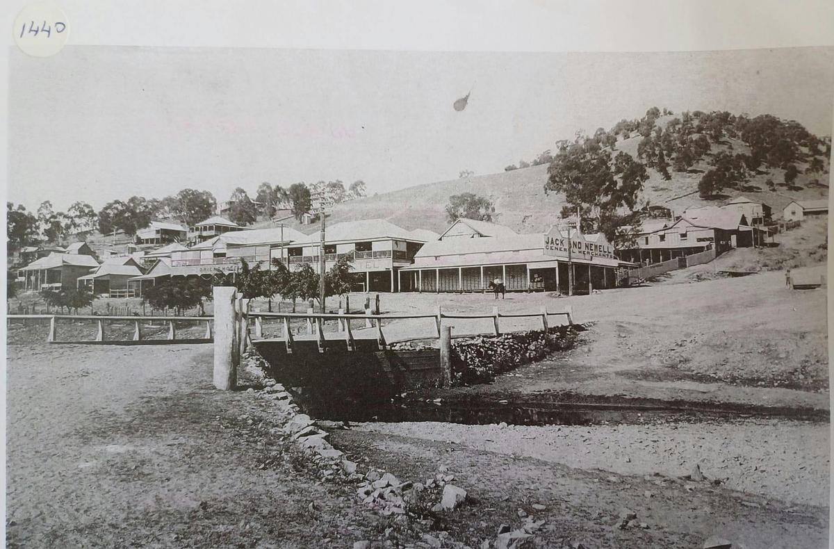 Historic image of Irvinebank