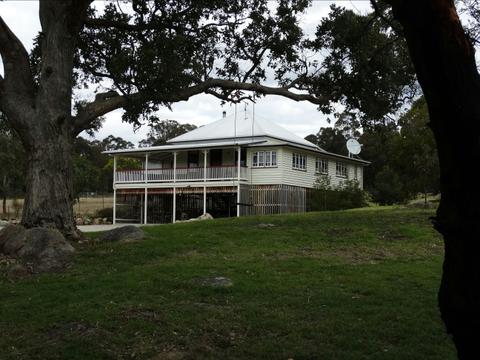Loughmore House and Cottage