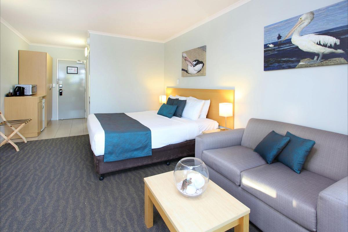 Studio Room