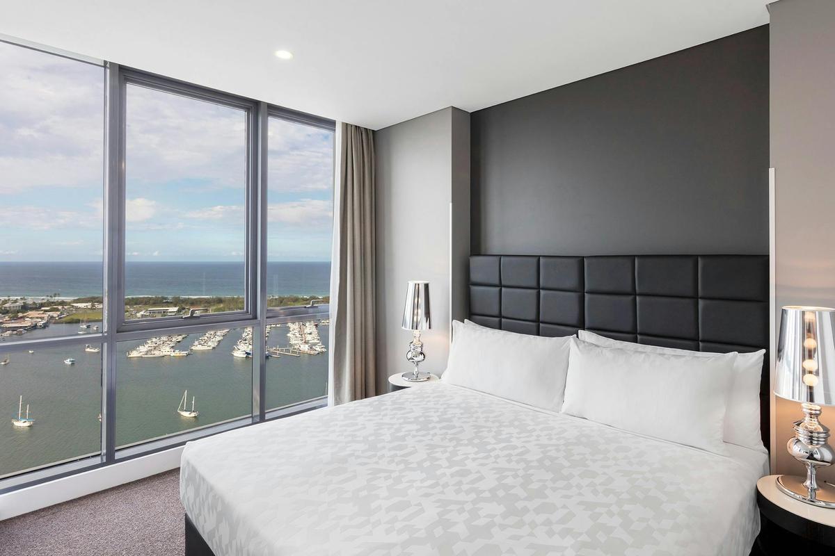 1 Bedroom Balcony Ocean Suite - Bedroom