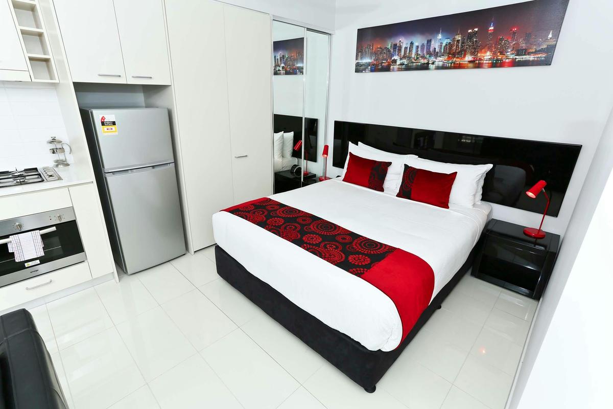 Studio Room
