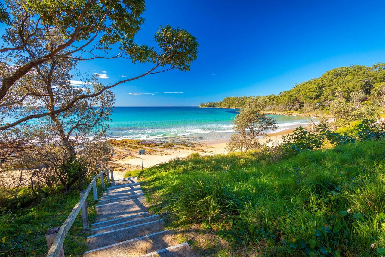 Narrawallee Beach