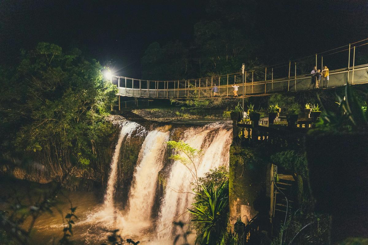 Mena Creek Falls