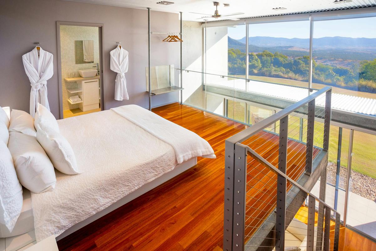 Mountain View Suites