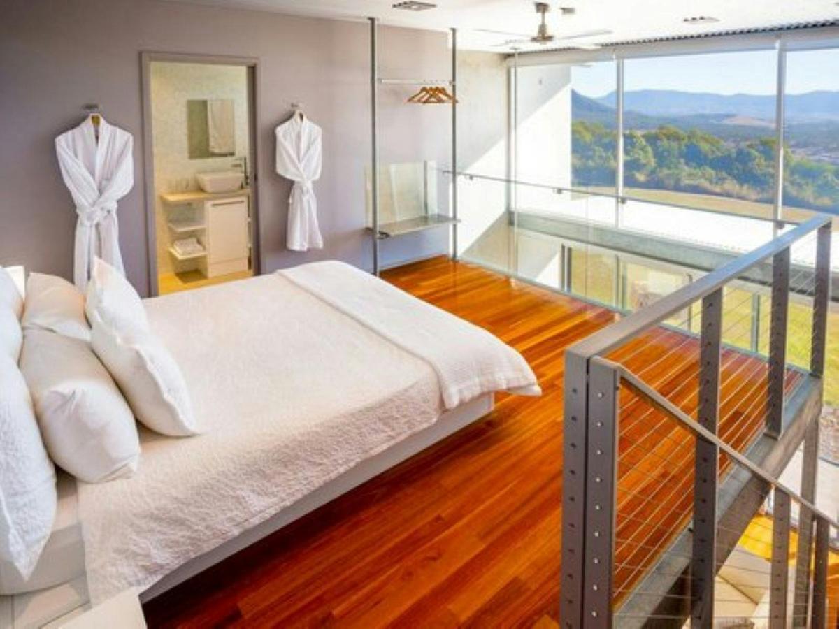 Luxury Accommodation at Mount French Lodge