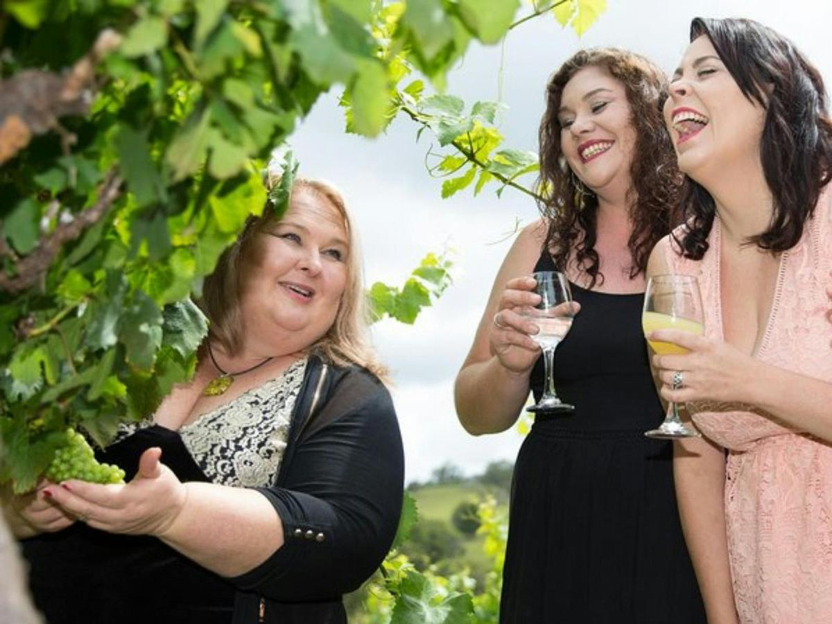 One Hump Wine Tour
