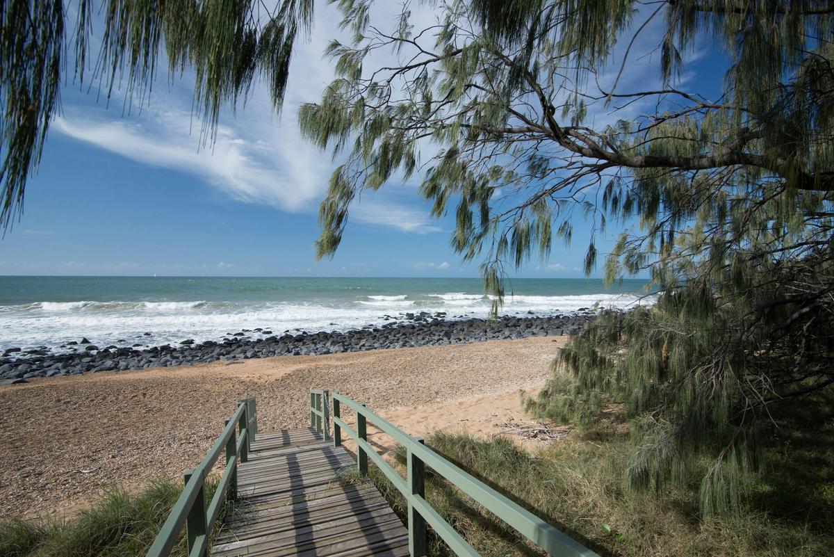 Mon Repos Beach
