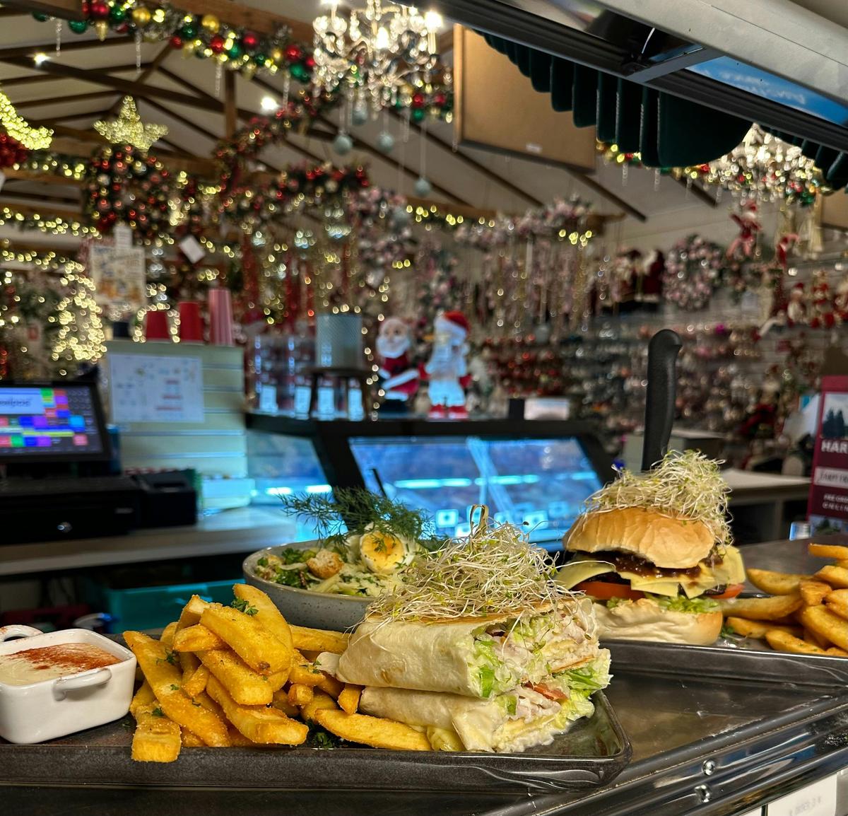 Mrs Claus's Café