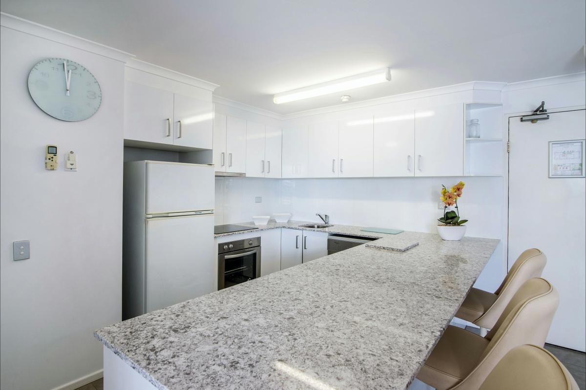 1 Bedroom Apartment - Pool and Garden View