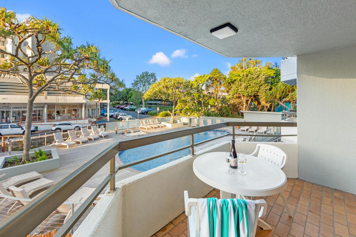 2 Bedroom Apartment - Pool and Garden View