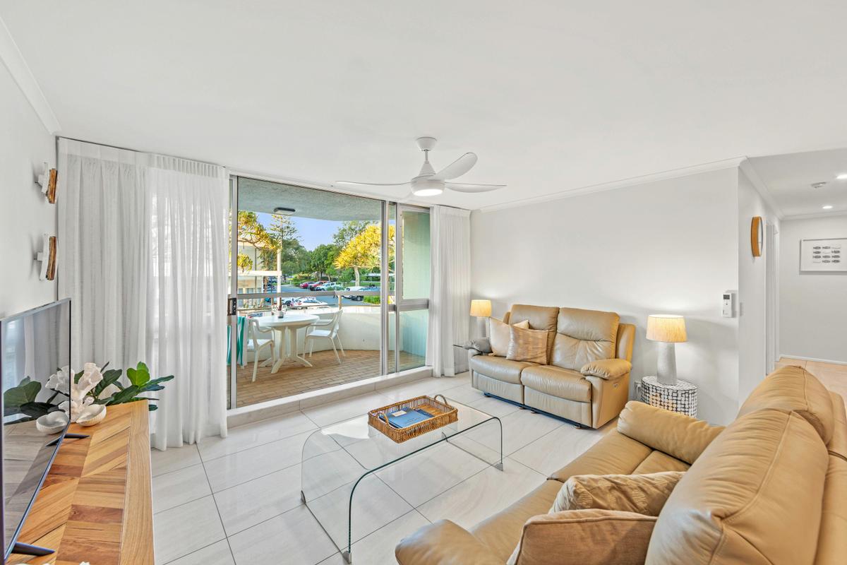 2 Bedroom Apartment - Pool and Garden View