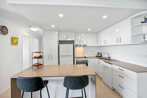 2 Bedroom Apartment - Ocean View