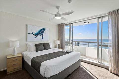 1 Bedroom Apartment - Panoramic Ocean View