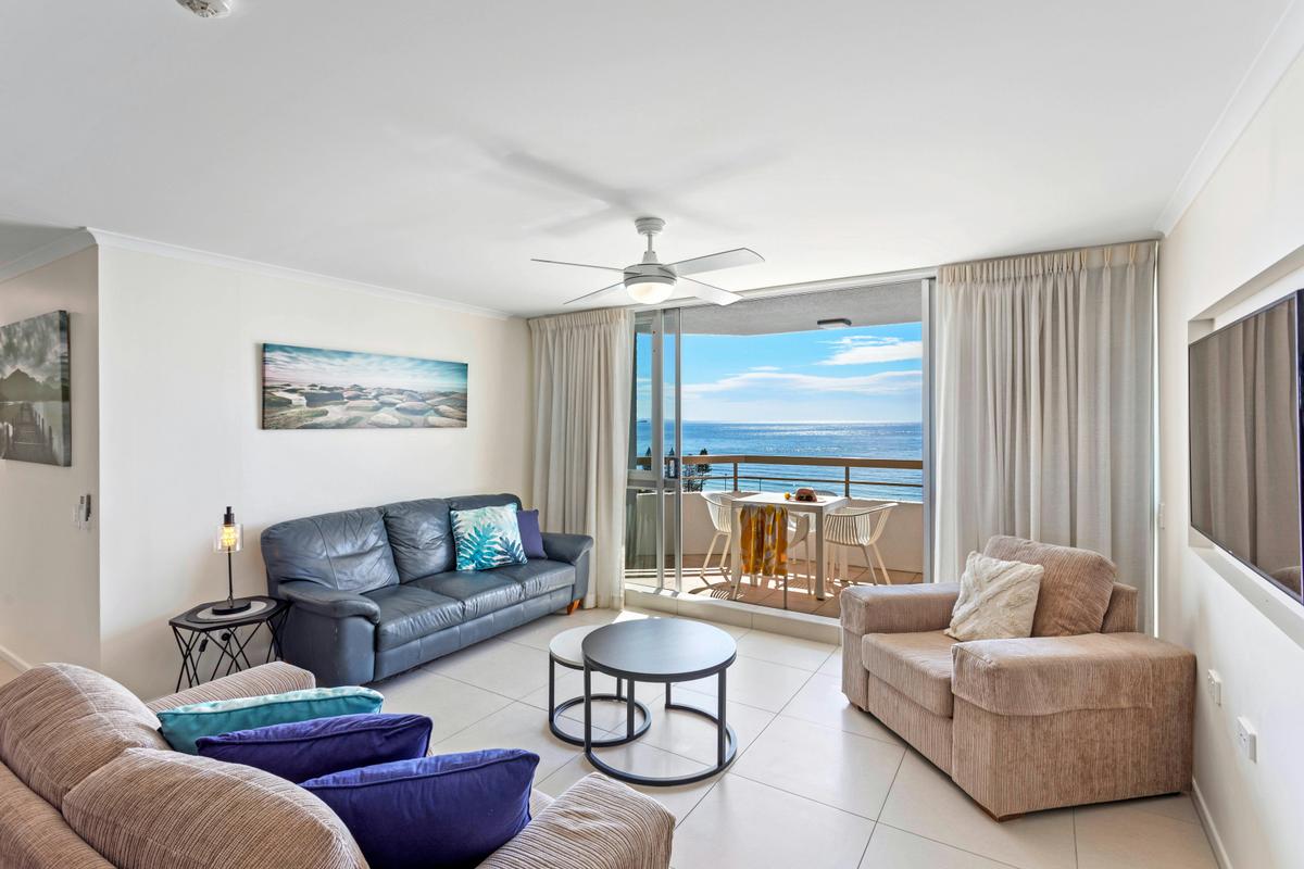 1 Bedroom Apartment - Panoramic Ocean View