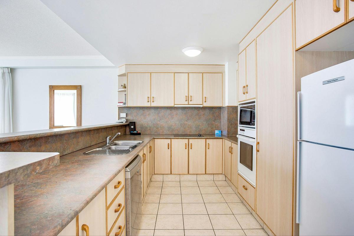 Two Bedroom Ocean View Apartment