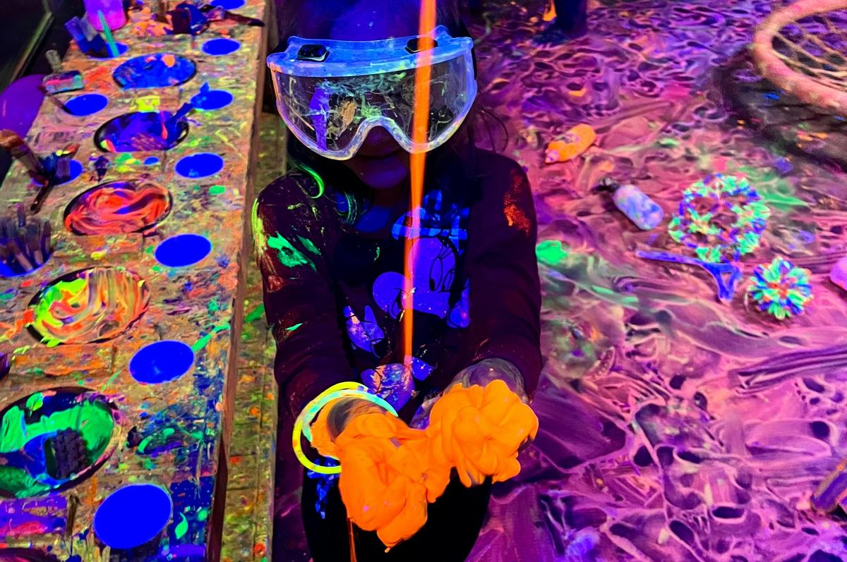 UV Paint Party pouring paints