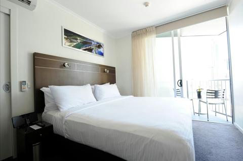 Hotel Deluxe