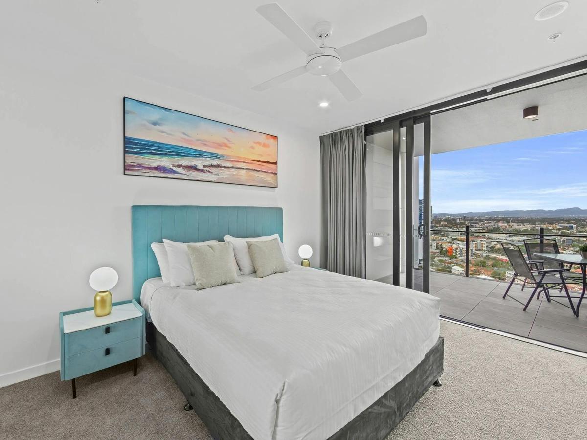 2 Bedroom Hinterland View