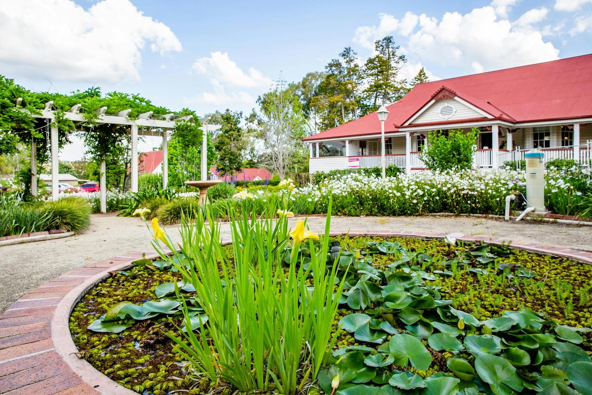 Ringsfield House