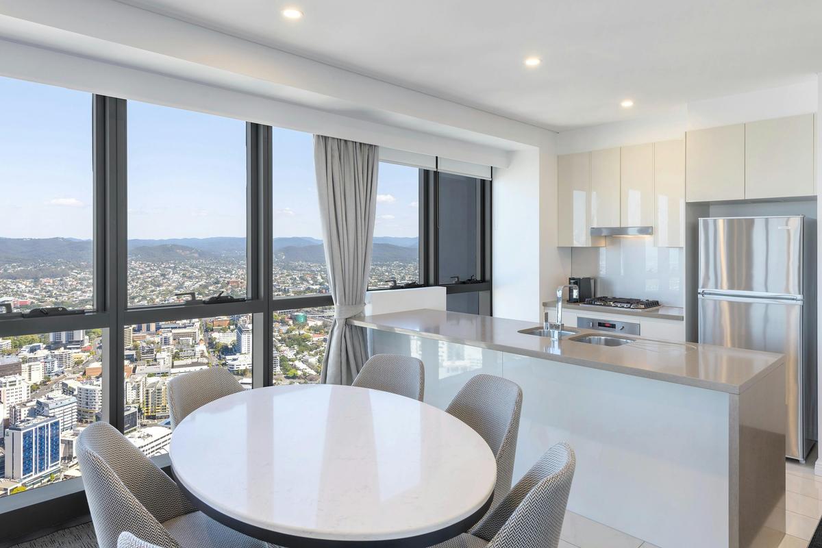 3 Bedroom Altitude Suite - Kitchen and Dining