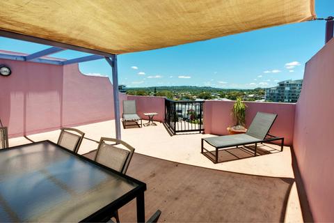 1 Bedroom Rooftop